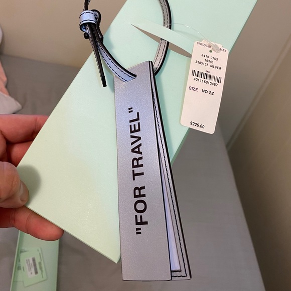 Off-White Other - Off-white reflective luggage tag